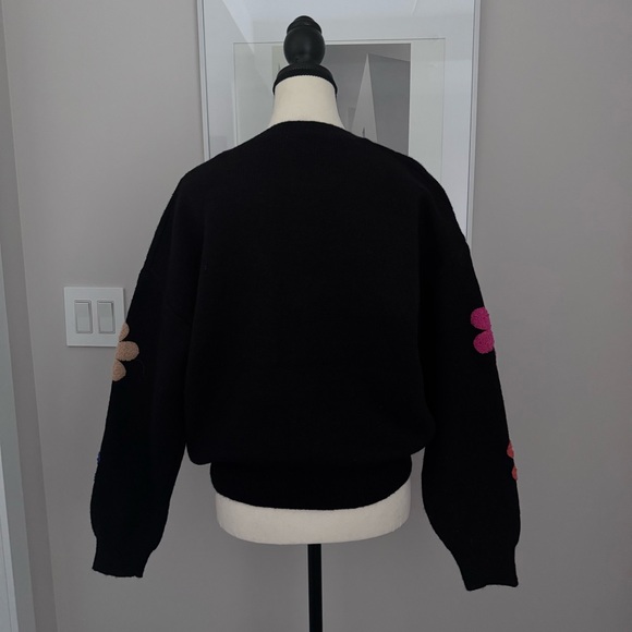 Black Boucle Daisy Knit Sweater Plush Floral Pullover Medium - Picture 5 of 10